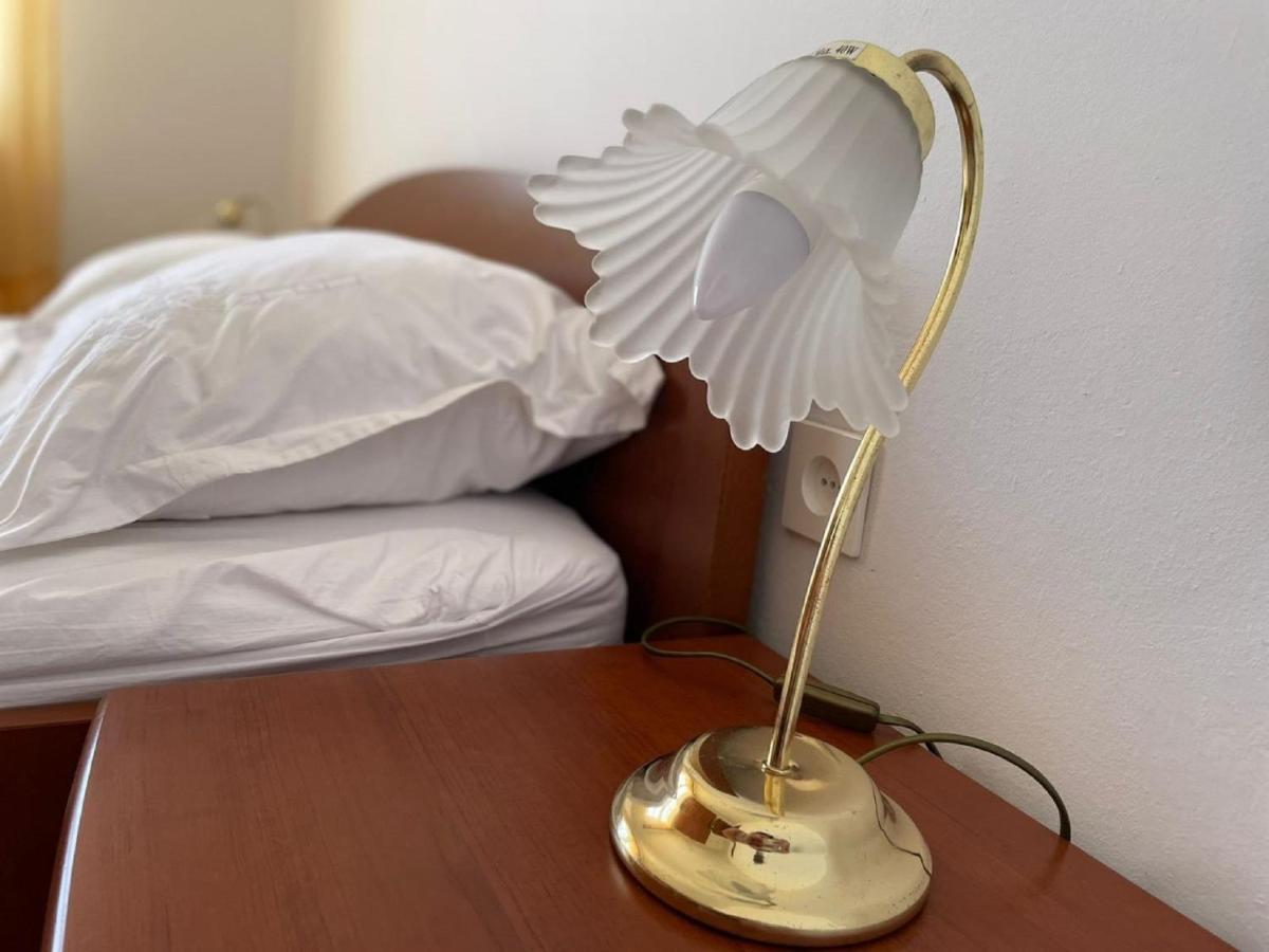 Apartman Luka Jadrtovac Екстер'єр фото